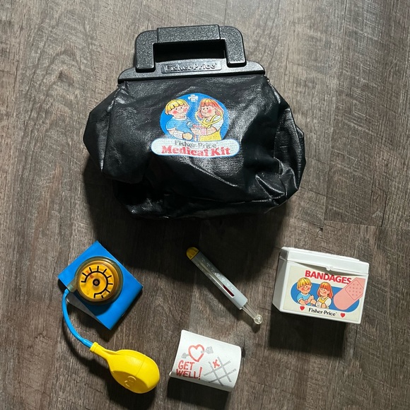 Fisher price doctor kit - Picture 1 of 2